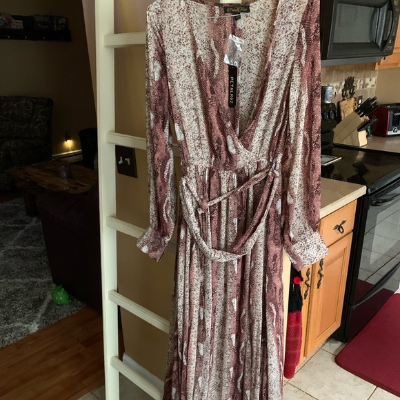 Maxi Dress - Picture 2 of 2